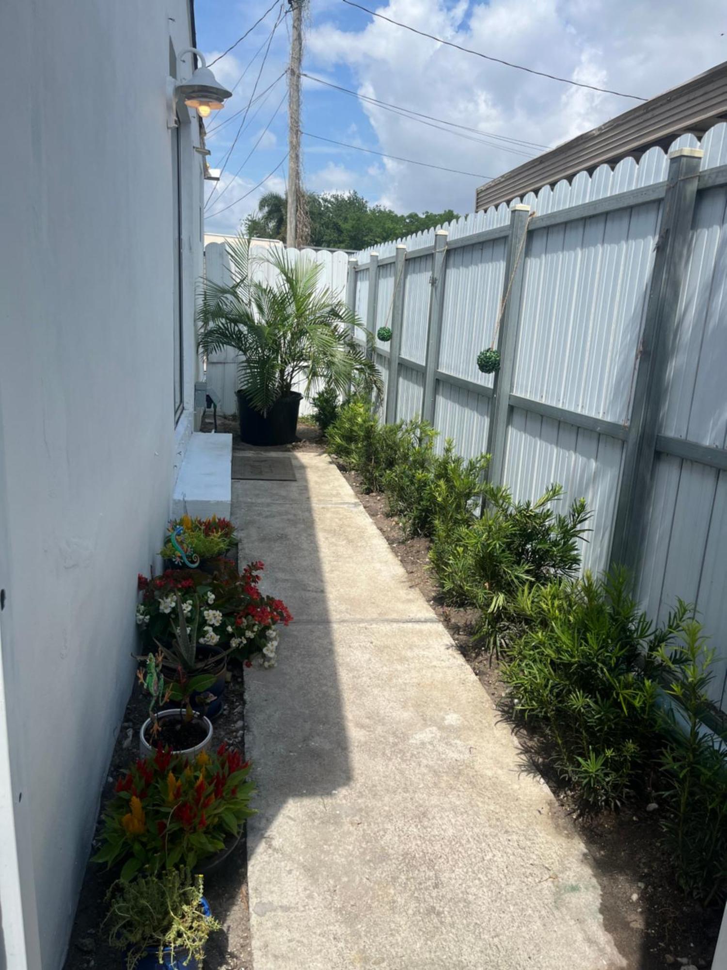 Habitacion Luminosa Y Acogedora. هوليوود المظهر الخارجي الصورة